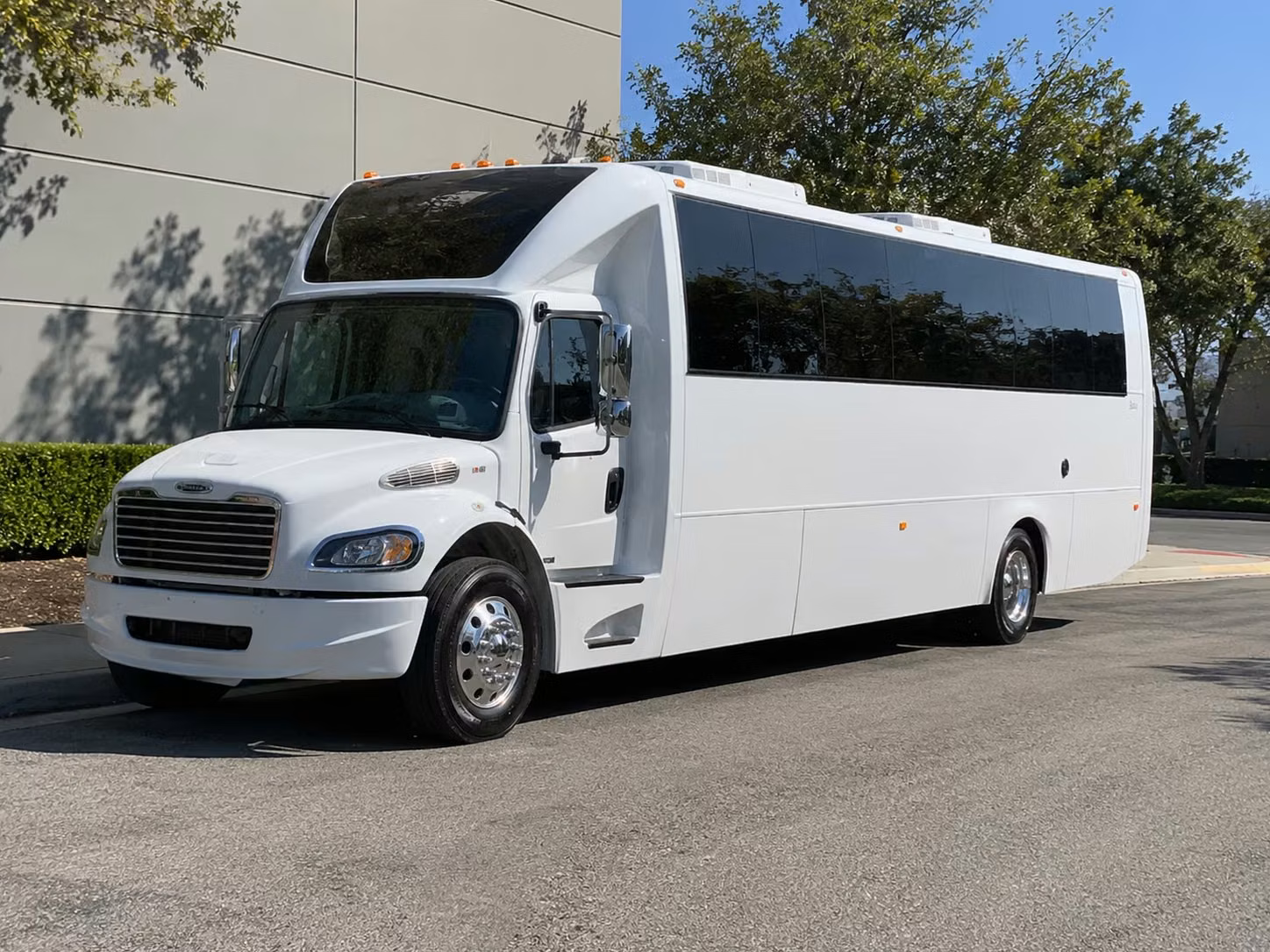 party buses and minibuses for prom night in the merrimack valley