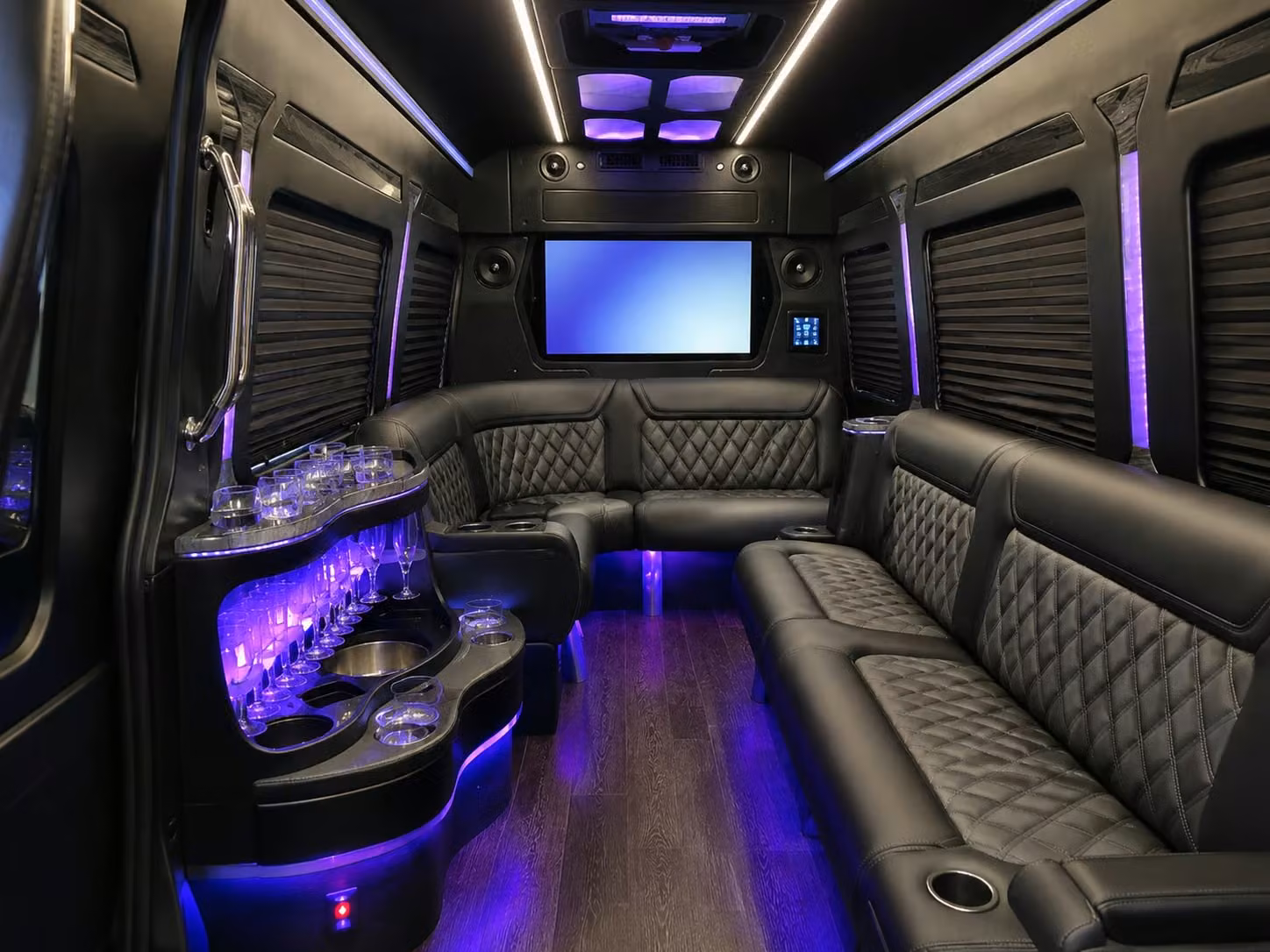 pre prom dinner shuttles and multi stop prom packages in lowell